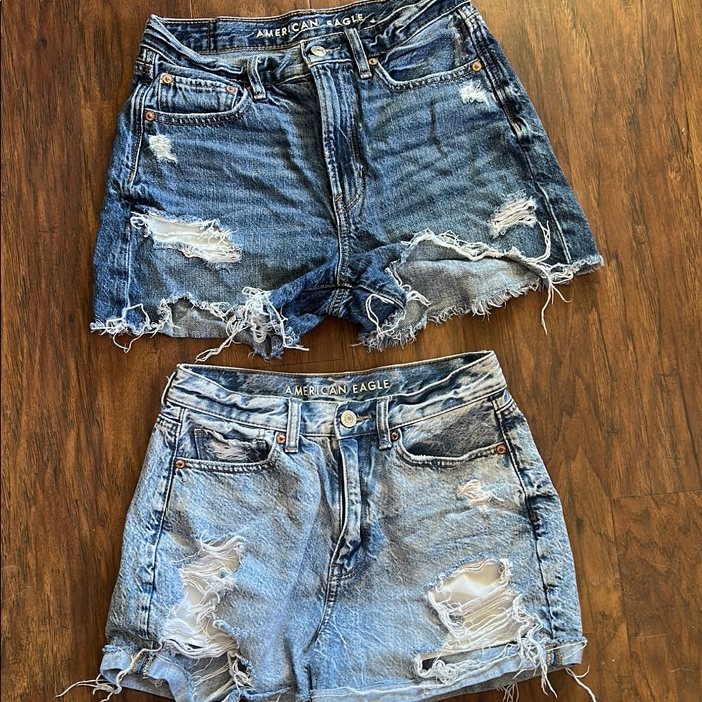 American Eagle Outfitters Women's Blue Distressed Denim Shorts Size 2